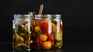 שימו שמן: מתכוני קונפי עם שמן זית