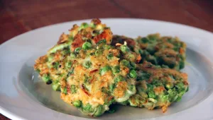 מתכון ללביבות ברוקולי ואפונה