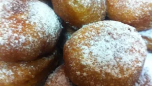 מתכון ל-Funtusha - סופגניות גיאורגיות במילוי קרם וניל