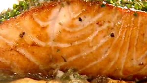 מתכון לפילה סלמון עם קישואים