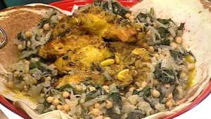 מתכון לעוף עם בצן מטוגן ותבשיל מנגולד