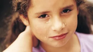 חיים בריא: זיהוי אלימות נגד ילדים