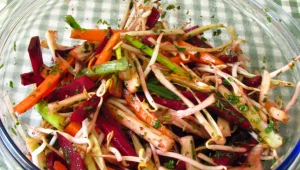 מתכון לסלט שורשים עם עשבי תיבול