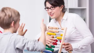 הצינור 11.12.17: יום המורה והגננת