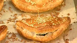 מתכון לבורקס תרד וגבינות