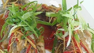 מתכון לדג לברק מטוגן ברוטב חריף