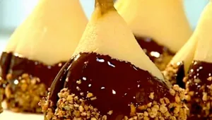 מתכון לאגסים במילוי שוקולד