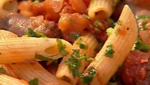 מתכון לפסטה ברוטב עגבניות וצ'וריסוס