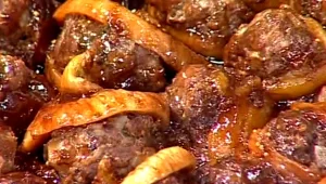 משמשים, שזיפים ותאנים במילוי בשר