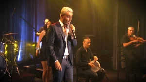 פרק 11 - הפתעה, הפתעה