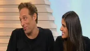 "אילנית" מאחד העם עושה צחוק מהסלבס