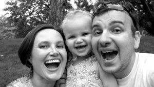 אורלי וגיא: אם כל כך רע כאן, איך זה שהישראלים מאושרים?