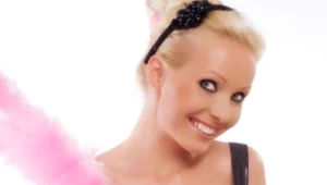 אורלי וגיא: מי מציע לילדים שלנו תחפושות מחנויות סקס?