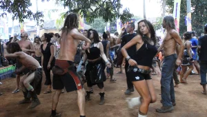 אורלי וגיא: חוגגים כיפור במסיבות טבע