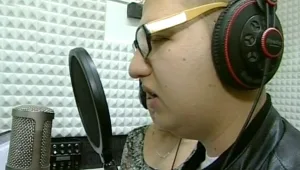 גמר היפה והחנון 2: הדרך אל התהילה