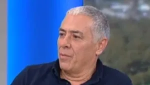 הניתוח באפריקה הסתבך - הרופא הישראלי העביר הוראות בוואטסאפ