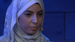 ה-TED השבועי: האומץ לספר סיפור נעלם