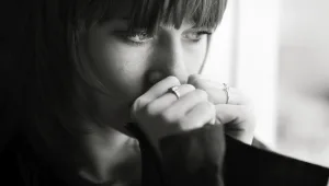 מדוכאים? סובלים מחרדה? יש אפליקציה לזה