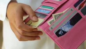 אפליקציית Next לאייפון: דרך אלגנטית לעקוב אחר ההוצאות