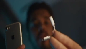 סמסונג מציגה: כך עקפנו את האייפון בסיבוב