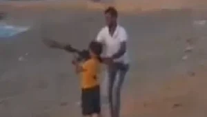 תיעוד מזעזע: ילד יורה ב-RPG עם אביו