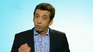 שדרן רדיו חרדי מחלק דירה למאזיניו