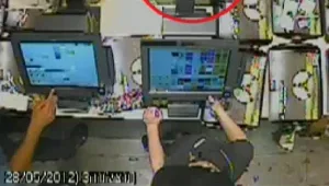 בושה: הילד מצא אייפד - אמו לקחה הביתה