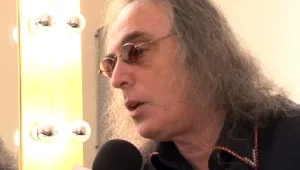 כוכבים מבשלים • צביקה פיק