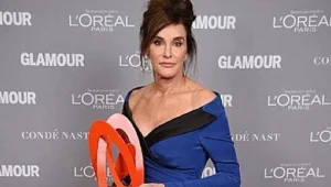 "האם לא הייתה אף אישה לתת לה את הפסלון חוץ מלגבר"? הבחירה בקייטלין ג'נר גוררת סערה