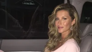 מסכמת 20 שנות קריירה: תמונות העירום המפורסמות של ג'יזל בספר חדש, מנחשים כמה הוא עולה?