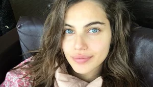 האם שלומית מלכה תחליף את בר רפאלי בספורט אילוסטרייטד?