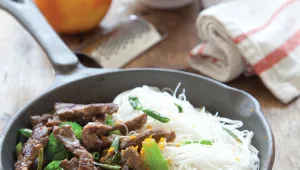 מתכון לבקר וברוקולי מוקפצים בניחוח תפוז