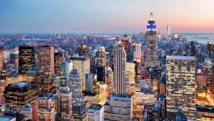 דירות יוקרה במנהטן: המחירים יורדים והעסקאות פוחתות