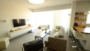 צפו: דירת היוקרה של משרתי האלפיון העליון