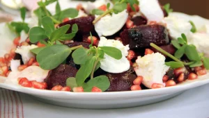 מתכון לסלט סלק עם גבינת מוצרלה