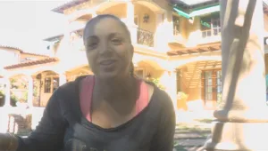 חי ב-LA LA לנד 2:  סיפור לידת הבן בכור