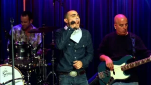 חי ב-LA LA לנד 2: שיר לוי Ain't no sunshine