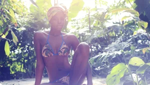 הולה, ברזיל: בגדי ים בסגנון קרנבל