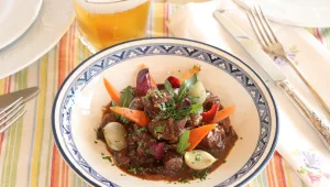 מתכון לבשר בקר בבירה ובצל