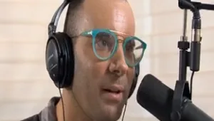 מה אורי ברויר יודע על בנות? "צריך לדגדג אותן"