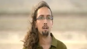 היפה והחנון 3: הודעת הפרישה הדרמתית של איליה