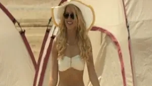 היפה והחנון 3: היפות עוברות לביקיני והחנונים רוקדים