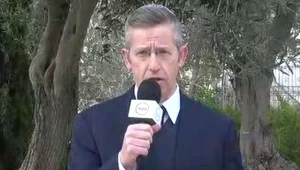 מי הוא עורך הדין שמעכב את המלצות המשטרה?