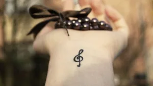 השפה הרשמית - שפת הקעקועים