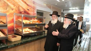 האם הרבנות גורמת לנו לשלם יותר במסעדות?