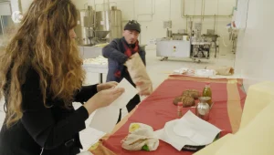 איך זה כשאיטלקים פותחים שולחן?