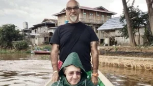 אהרוני וגידי נדהמים לגלות סושי אתיופי