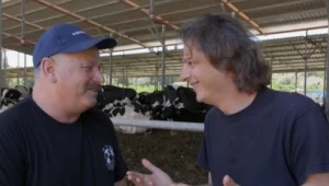 "ינקתי חלב, אבל אמא שלי לא פרה"