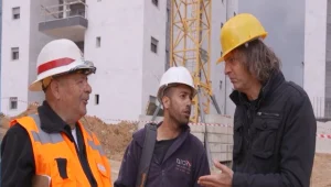 מה יותר חשוב - מפקחי בנייה או משגיחי כשרות?