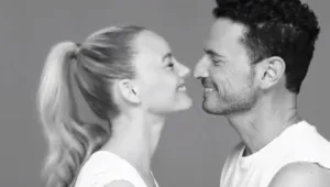 "בכל דקה מתאהב בך": גיא זוארץ ויעל בר זוהר ממיסים